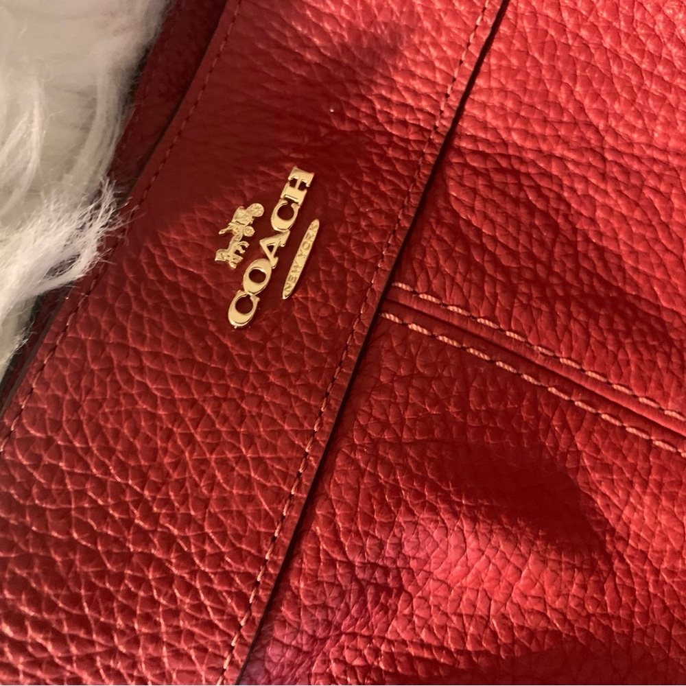 Stunning fashion purse
